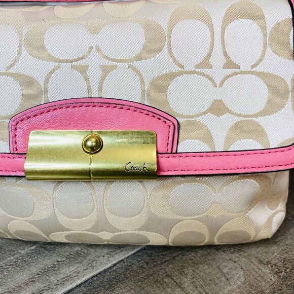 Coach Wristlet Handbag S Kristin Beige Signature Canvas Pink Leather Trim - Picture 2 of 9